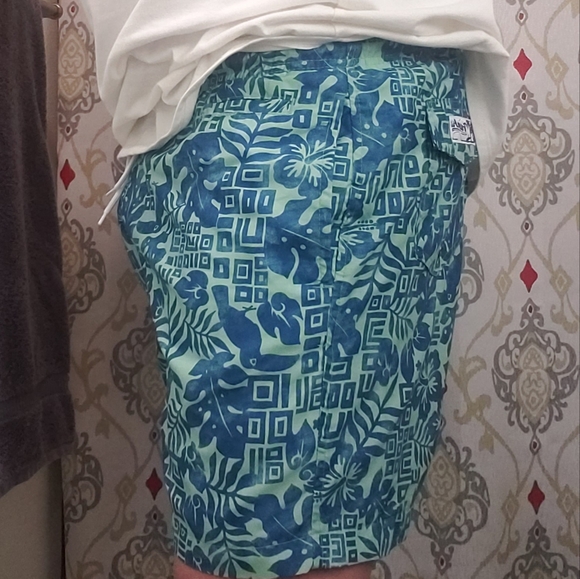Trunks Surf and Swim CO. Large Tropics Swim Trunks - Picture 3 of 6